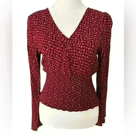 Urban Outfitters Paper Crane Romantic Smocked Cinched Waist Blouse Top. Size XS - Picture 1 of 5